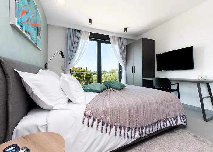 Luxury Levante 4*