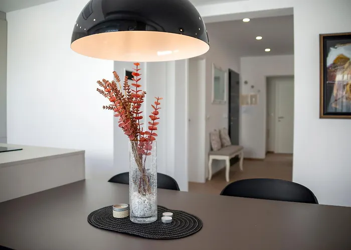 Luxury Levante Πανσιόν 4*