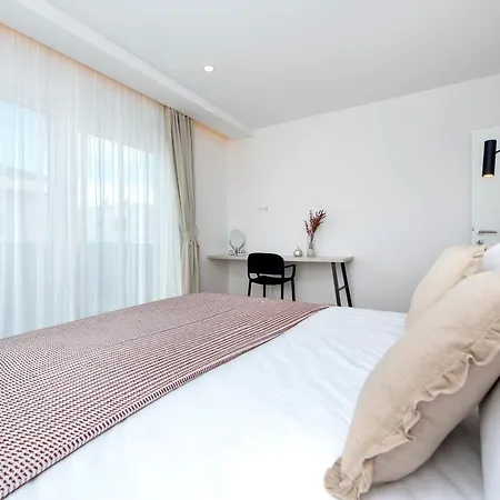Luxury Levante Guest house 4*