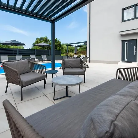 Pensjonat Luxury Levante 4*