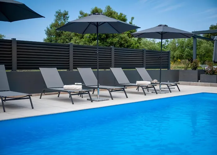 Luxury Levante 4* Ρόβινι